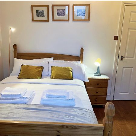 Lovely 2 Bedroom Garden Flat In Londres Extérieur photo