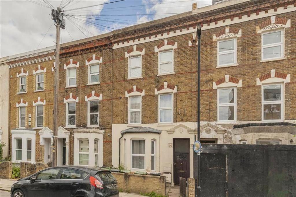 Lovely 2 Bedroom Garden Flat In Londres Extérieur photo