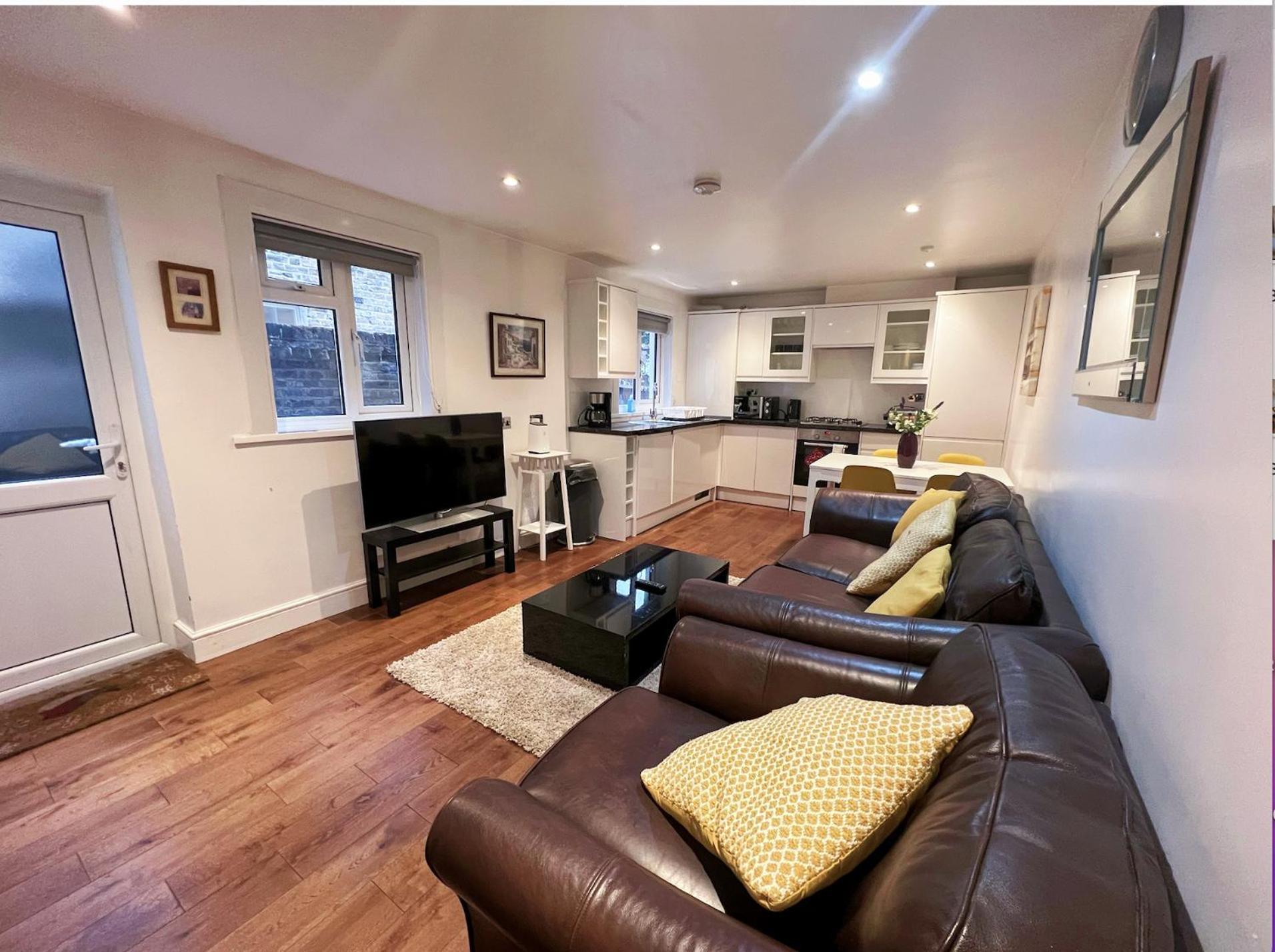 Lovely 2 Bedroom Garden Flat In Londres Extérieur photo