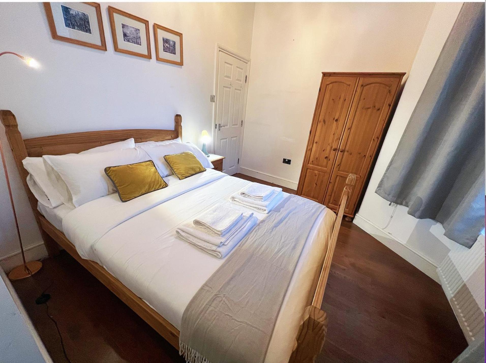 Lovely 2 Bedroom Garden Flat In Londres Extérieur photo